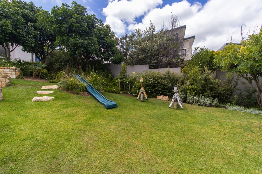 6 Bedroom Property for Sale in Baronetcy Estate Western Cape